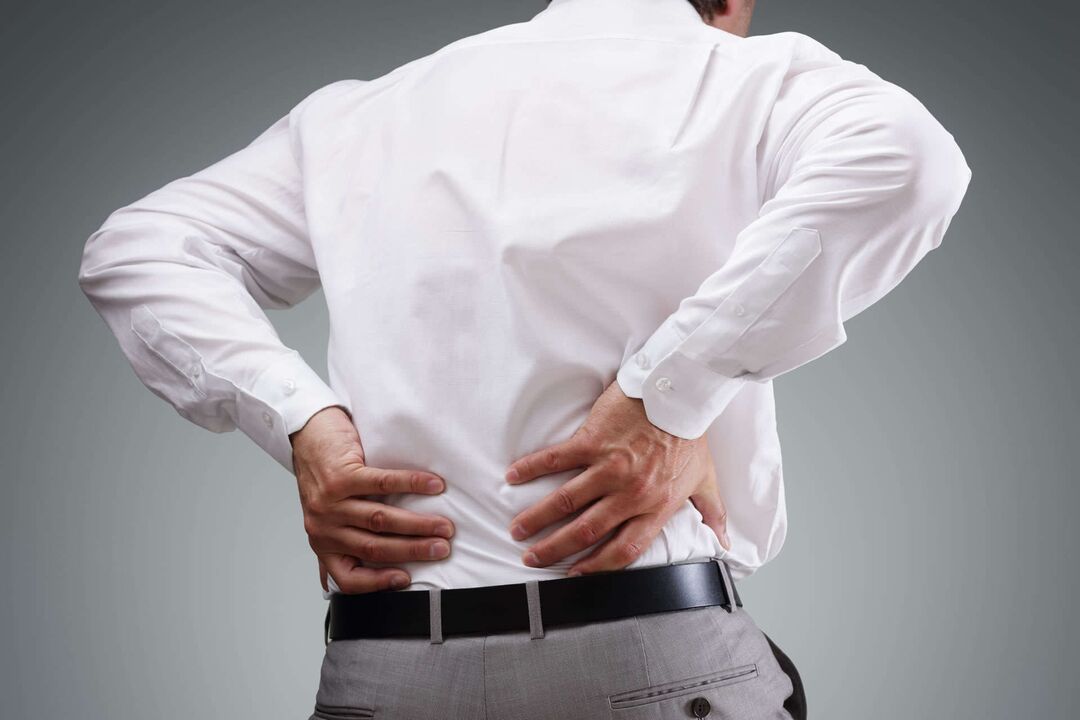 back pain with spinal osteochondrosis