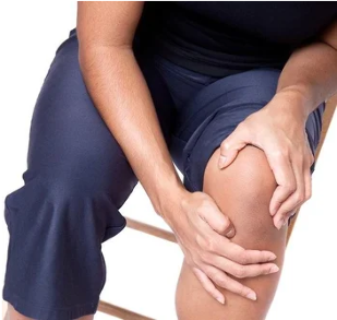 The treatment of pain in the knee